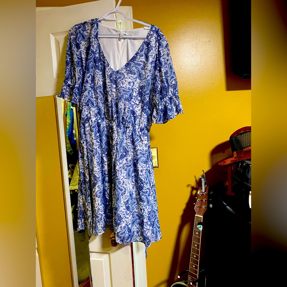 New with tags- never worn.  Nine West dress size L